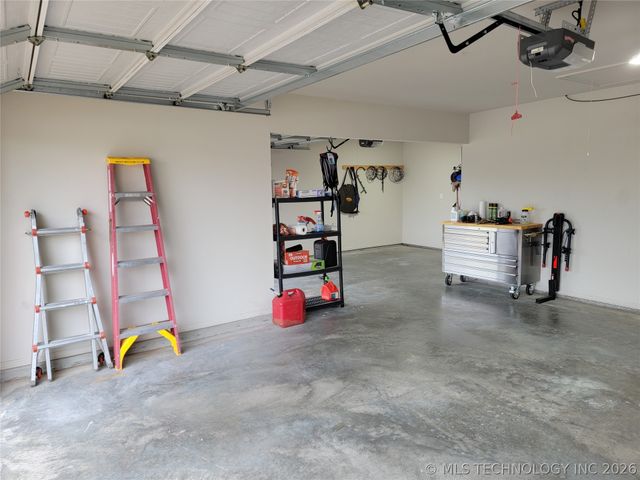 13182 S 90th East Avenue, Bixby, OK 74008
