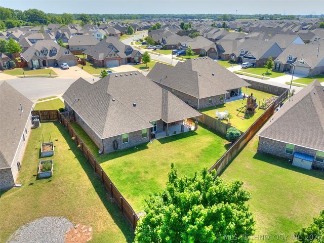 13182 S 90th East Avenue, Bixby, OK 74008