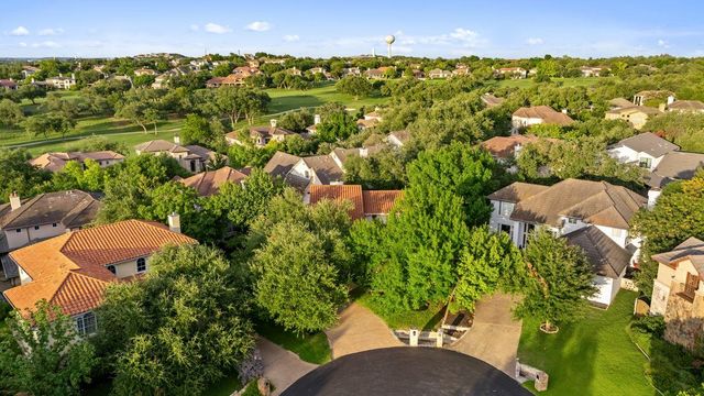 5 Valhalla CT, The Hills, TX 78738