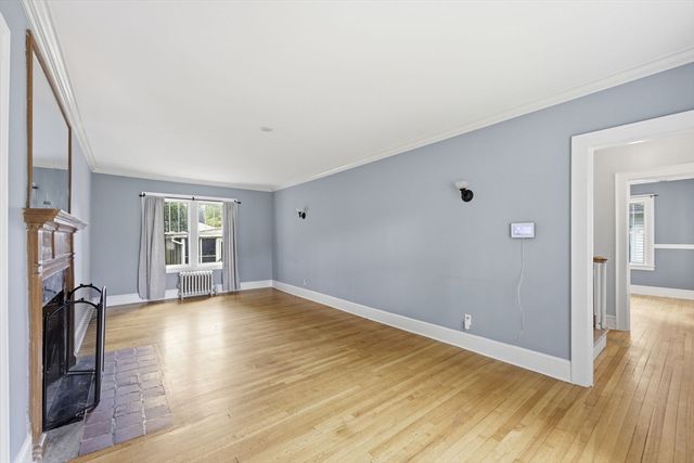 9 Texel Dr, Springfield, MA 01108