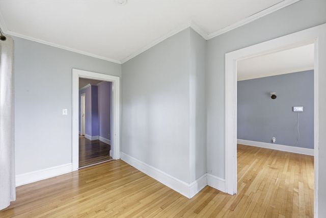 9 Texel Dr, Springfield, MA 01108
