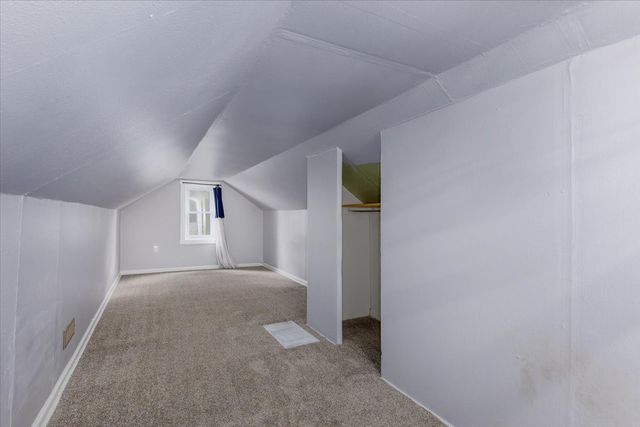 1244 70th Street, Windsor Heights, IA 50324