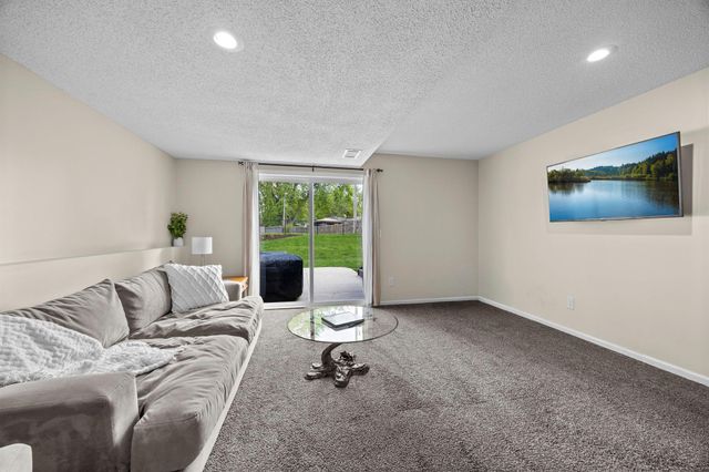 14922 Colorado Avenue, Rosemount, MN 55068
