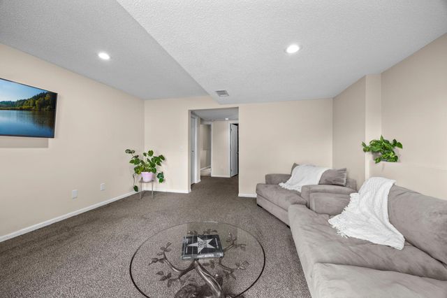 14922 Colorado Avenue, Rosemount, MN 55068