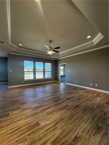 7802 Stover Dr, Corpus Christi, TX 78414