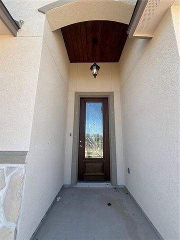 7802 Stover Dr, Corpus Christi, TX 78414