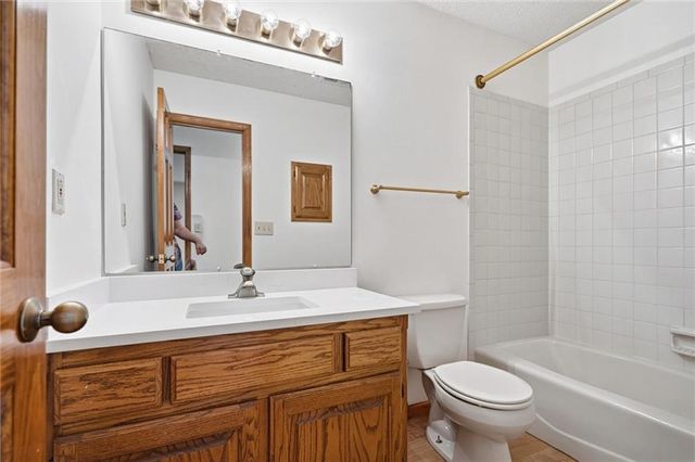 2018 Crossgate Drive, Lawrence, KS 66047