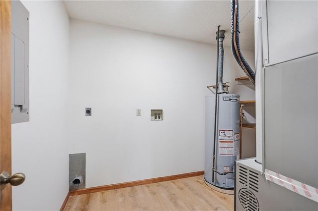 2018 Crossgate Drive, Lawrence, KS 66047