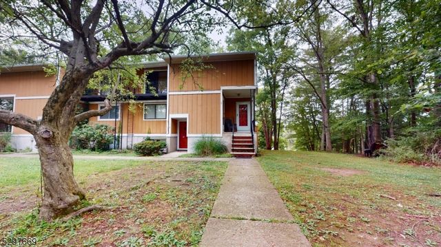 368 F Lake Shore South F, Montague Twp., NJ 07827