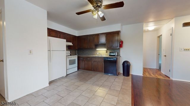 368 F Lake Shore South F, Montague Twp., NJ 07827