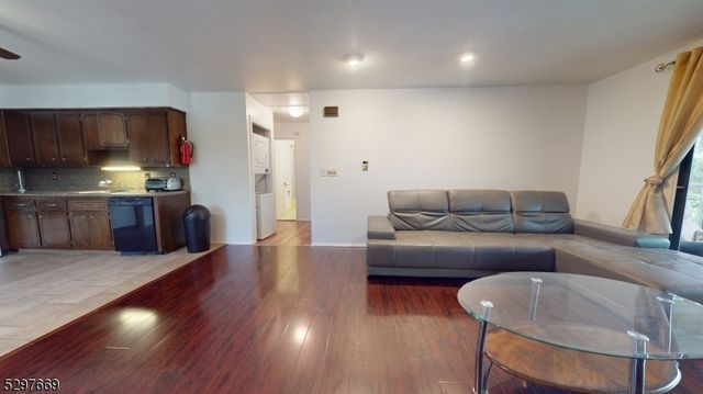 368 F Lake Shore South F, Montague Twp., NJ 07827