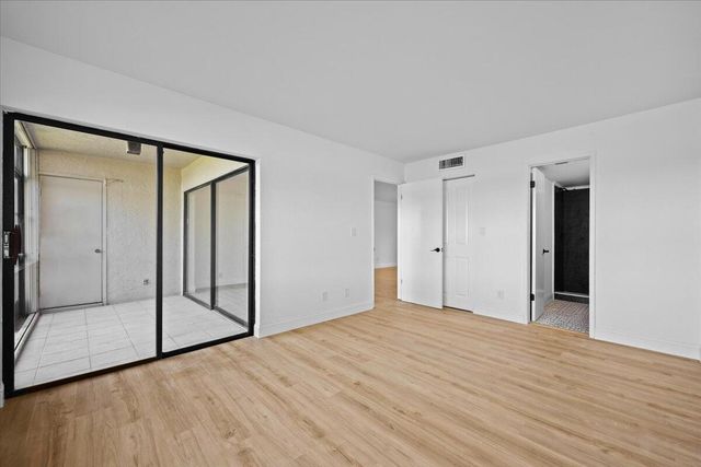 13369 Touchstone Place 101, Palm Beach Gardens, FL 33418