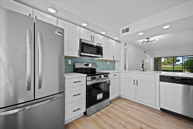 13369 Touchstone Place 101, Palm Beach Gardens, FL 33418