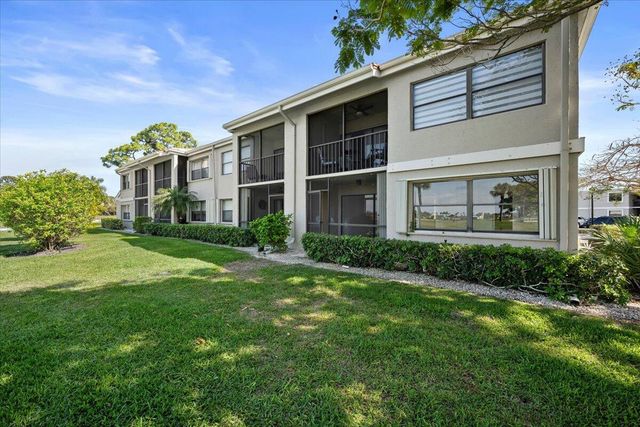 13369 Touchstone Place 101, Palm Beach Gardens, FL 33418