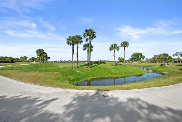 13369 Touchstone Place 101, Palm Beach Gardens, FL 33418