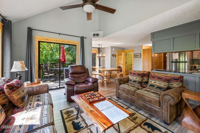 3523 Brook Stone Way, Pigeon Forge, TN 37863