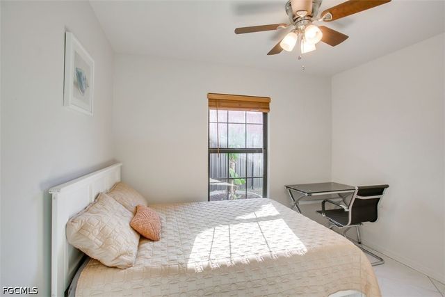 162 SE 22nd ST, Cape Coral, FL 33990