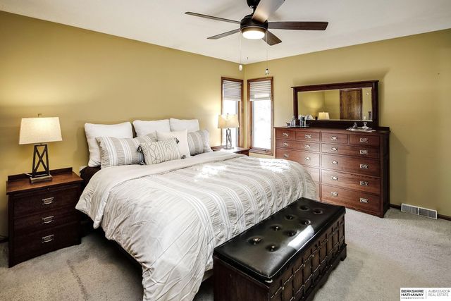 5603 T Street, Omaha, NE 68117