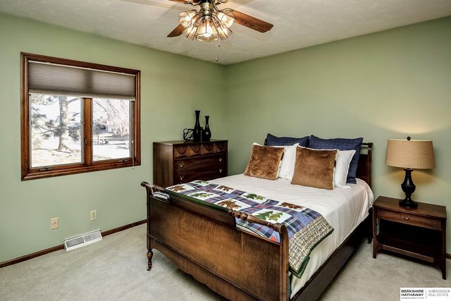 5603 T Street, Omaha, NE 68117