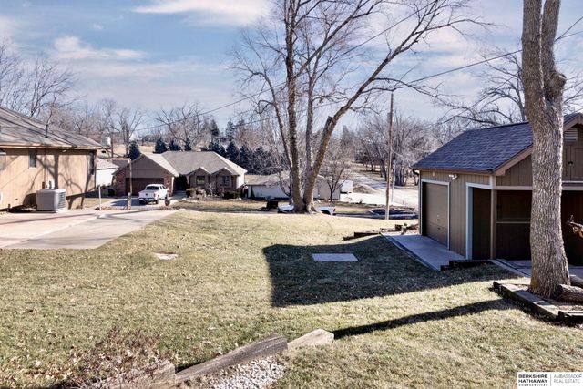 5603 T Street, Omaha, NE 68117