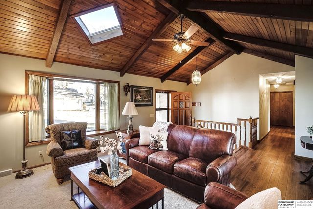 5603 T Street, Omaha, NE 68117