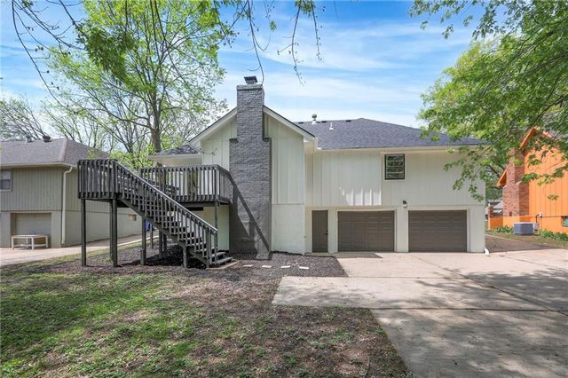 203 NE Crescent Street, Lee's Summit, MO 64086