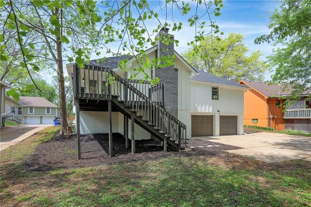 203 NE Crescent Street, Lee's Summit, MO 64086