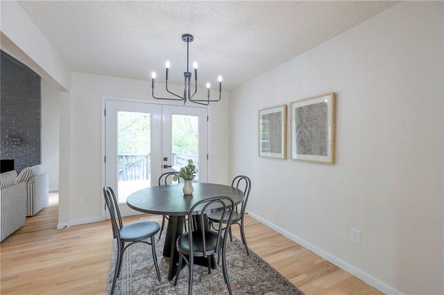 203 NE Crescent Street, Lee's Summit, MO 64086