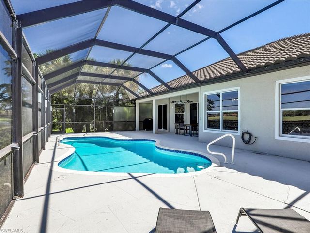 8983 Mustang Island CIR, Naples, FL 34113
