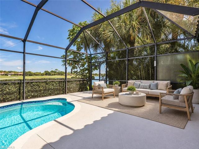 8983 Mustang Island CIR, Naples, FL 34113