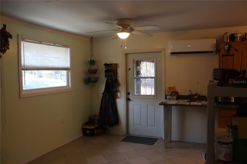 Image 28 of property listing at 19511 SE 110TH AVENUE, Inglis, FL 34449