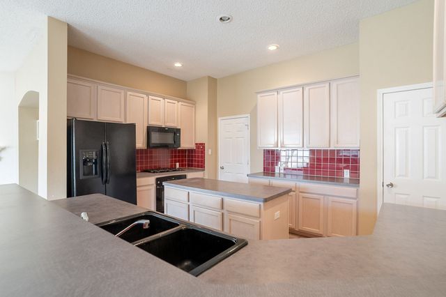 2307 Richmond Circle, Mansfield, TX 76063