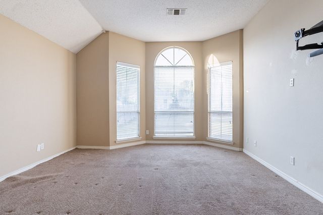 2307 Richmond Circle, Mansfield, TX 76063