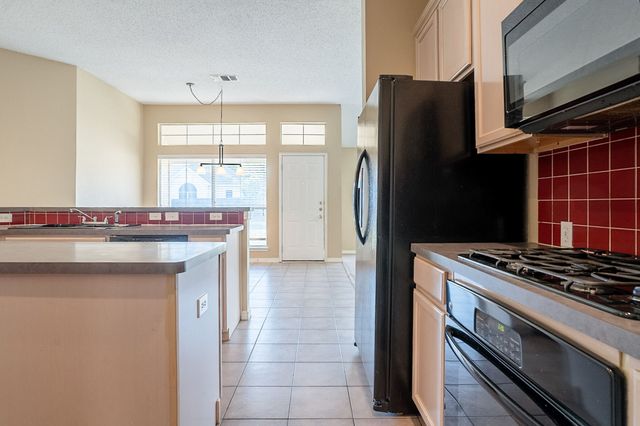 2307 Richmond Circle, Mansfield, TX 76063
