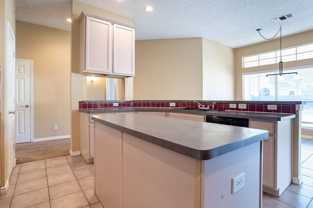 2307 Richmond Circle, Mansfield, TX 76063