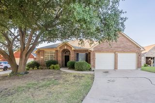 2307 Richmond Circle, Mansfield, TX 76063