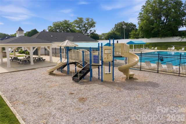 117 Canada Drive, Statesville, NC 28677