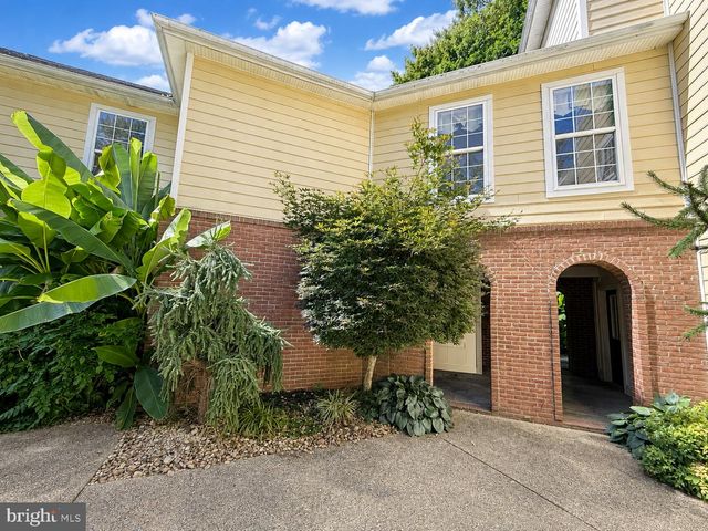 113 BURNING BUSH PL, La Plata, MD 20646
