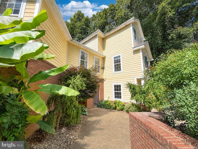 113 BURNING BUSH PL, La Plata, MD 20646