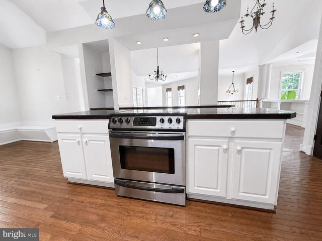 113 BURNING BUSH PL, La Plata, MD 20646