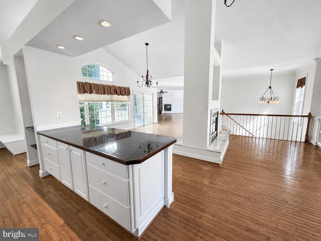 113 BURNING BUSH PL, La Plata, MD 20646