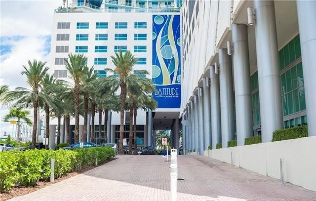 185 SW 7th Street 3708, Miami, FL 33130