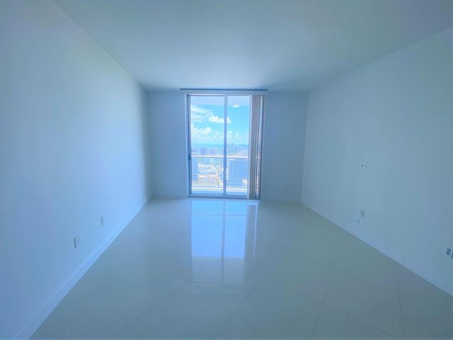 185 SW 7th Street 3708, Miami, FL 33130