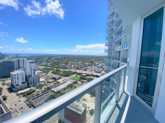 185 SW 7th Street 3708, Miami, FL 33130
