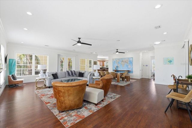 315 40TH AVENUE, St Pete Beach, FL 33706