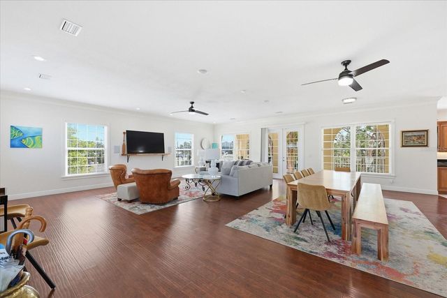 315 40TH AVENUE, St Pete Beach, FL 33706