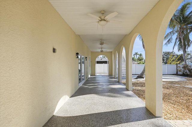 315 40TH AVENUE, St Pete Beach, FL 33706