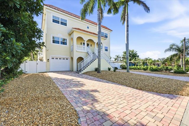 315 40TH AVENUE, St Pete Beach, FL 33706