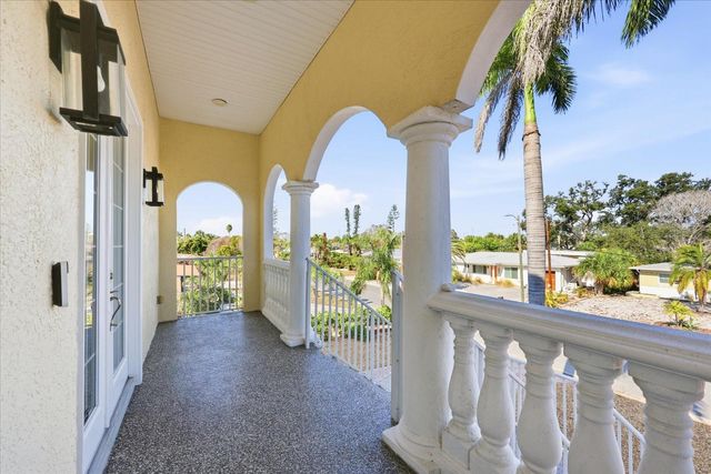 315 40TH AVENUE, St Pete Beach, FL 33706