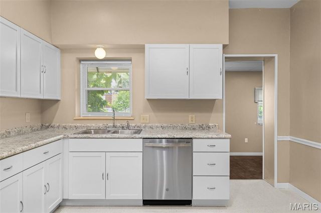 5030 Idaho Avenue, St Louis, MO 63111